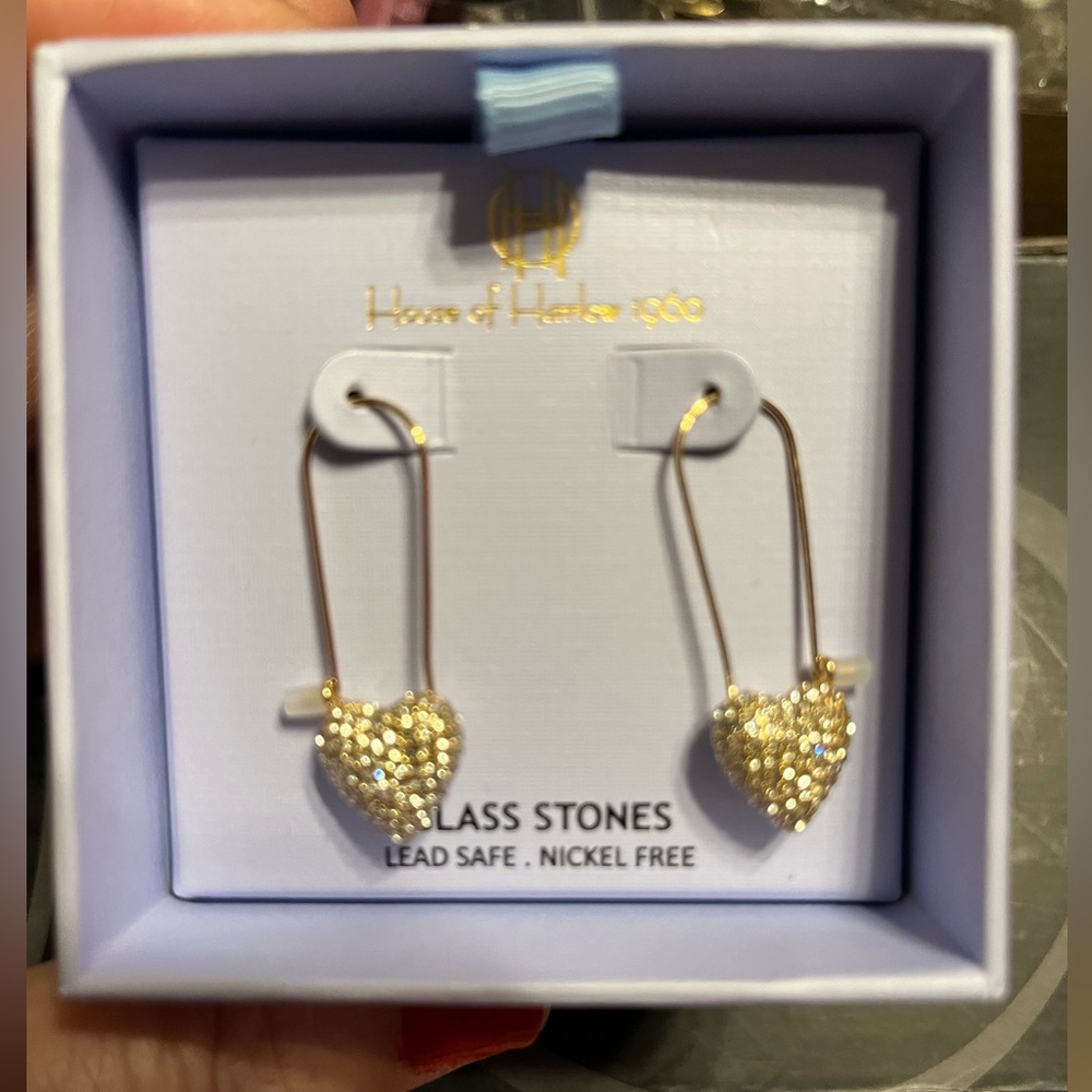 House of Harlow 1960 NIB Heart Pierced Earrings